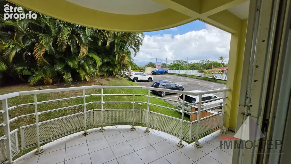 Photo Appartement à Le Lamentin au prix de 179 000€