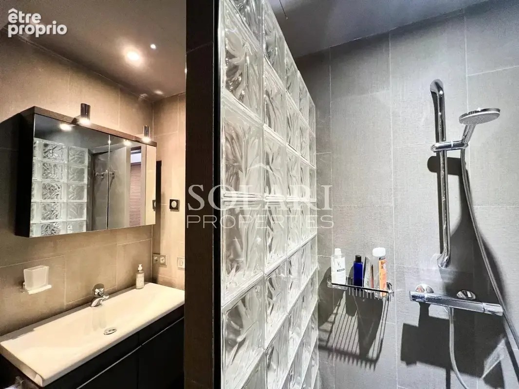 Villa de 221 m² avec piscine et vue Mer - photo 17