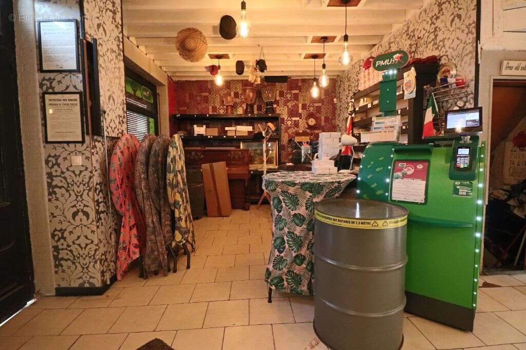 Commerce à MONS-EN-PEVELE