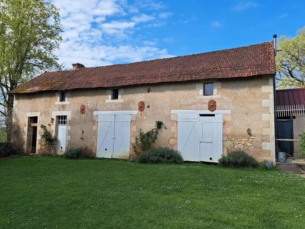 Maison à MONTMORILLON