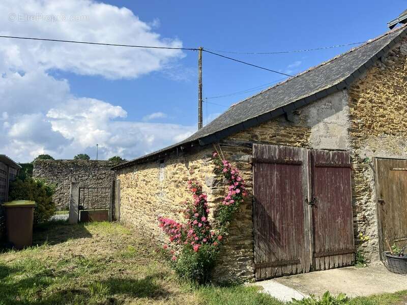 Maison à PLESSE