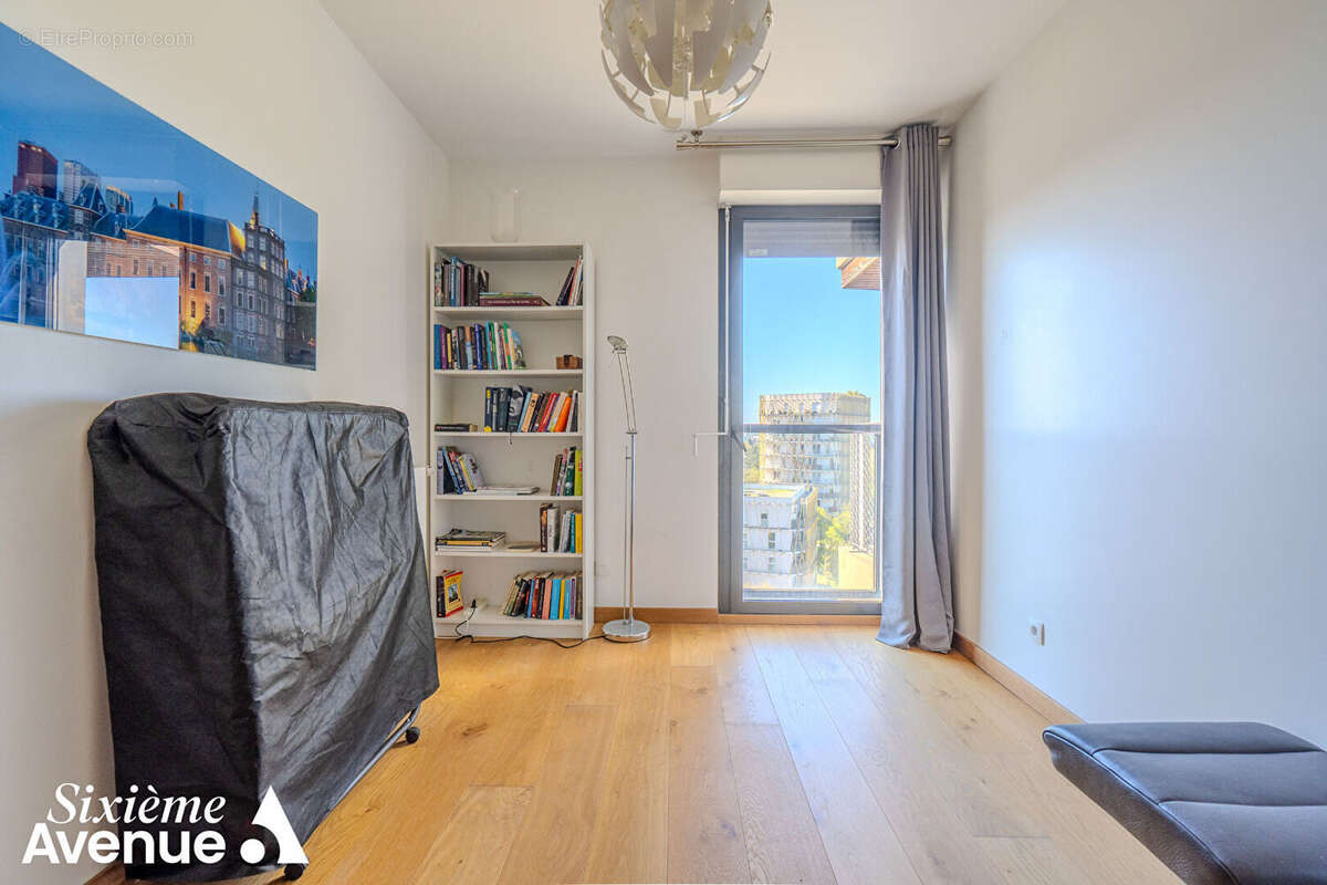 Bordeaux GINKO - Appartement T5 avec une grande terrasse et deux parkings - photo 17