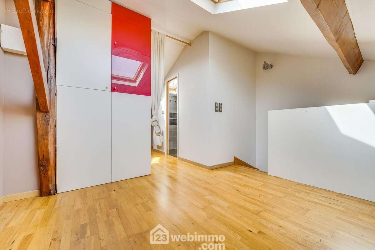 2e espace/chambre sous les combles - Appartement à MALAKOFF