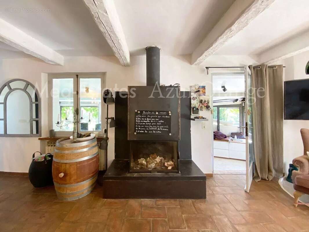 Maison à LA GARDE-FREINET