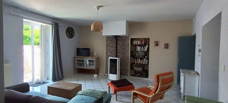 Maison à vendre 5 pièces ISSOIRE (63) - photo 4
