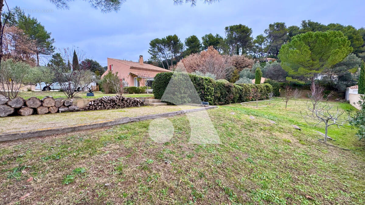 Maison à LA BASTIDONNE