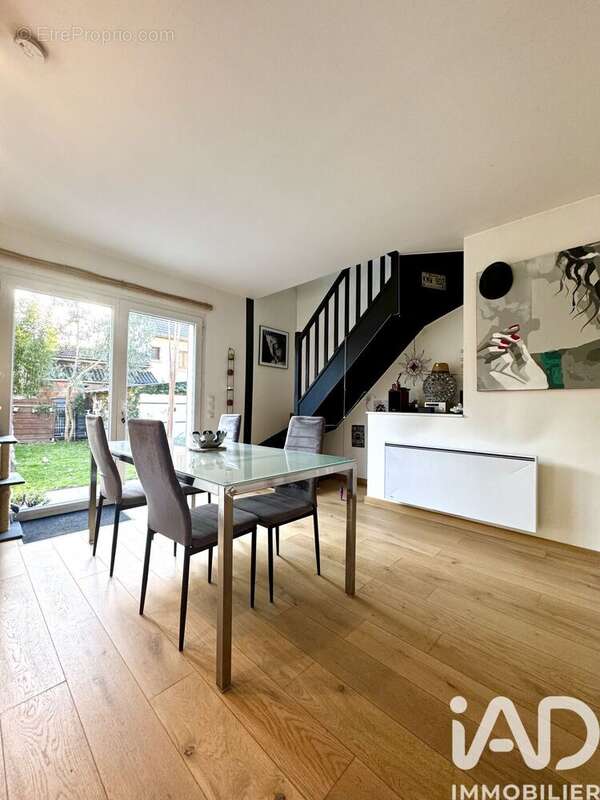 Photo 8 - Maison à MONTFERMEIL