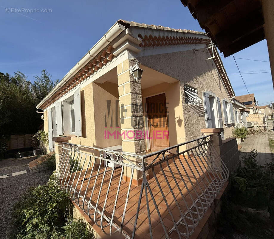 Maison à MORIERES-LES-AVIGNON