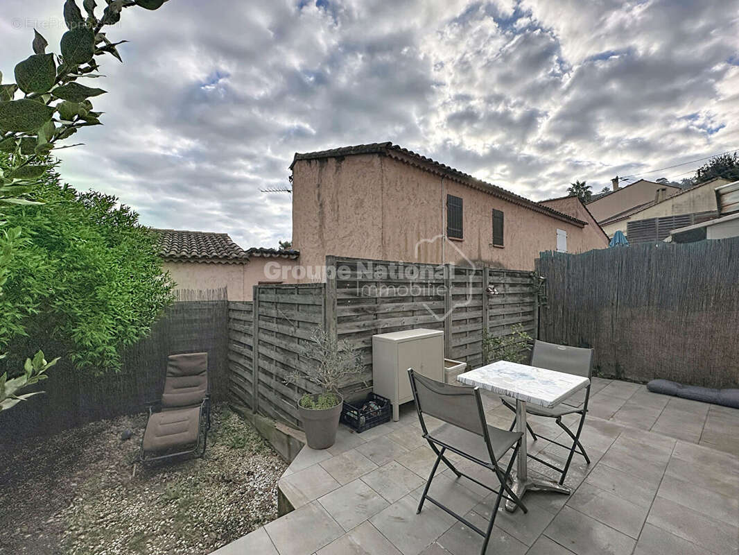 Appartement à PEGOMAS