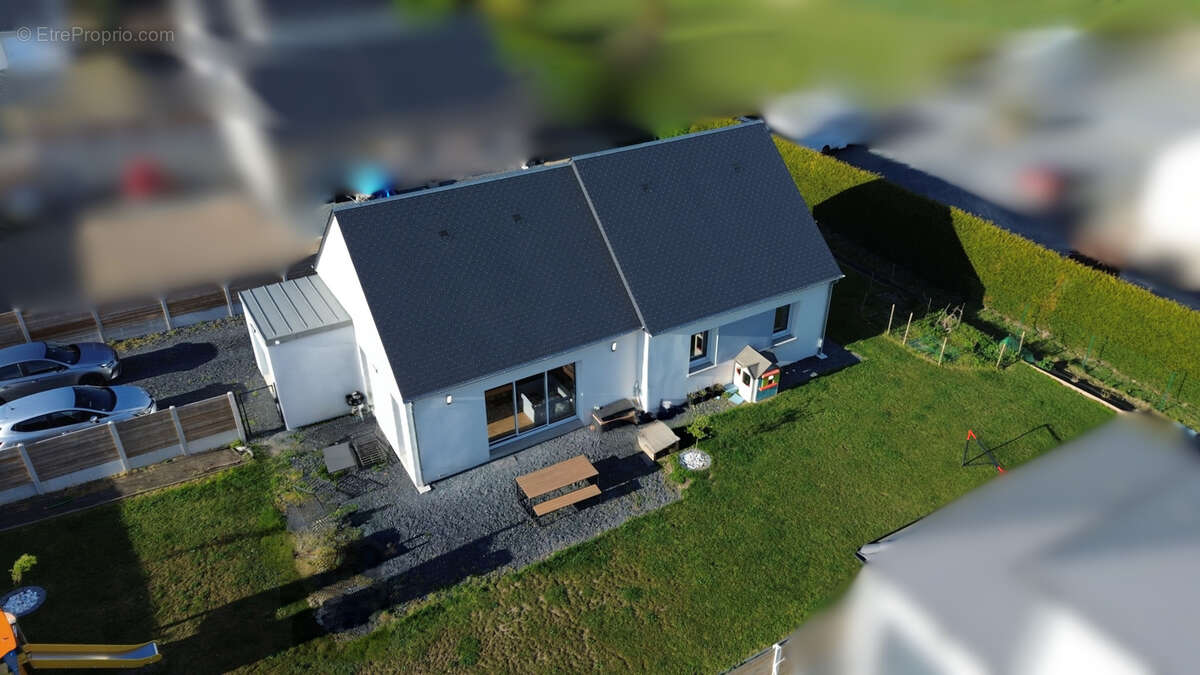 Maison à QUETTREVILLE-SUR-SIENNE