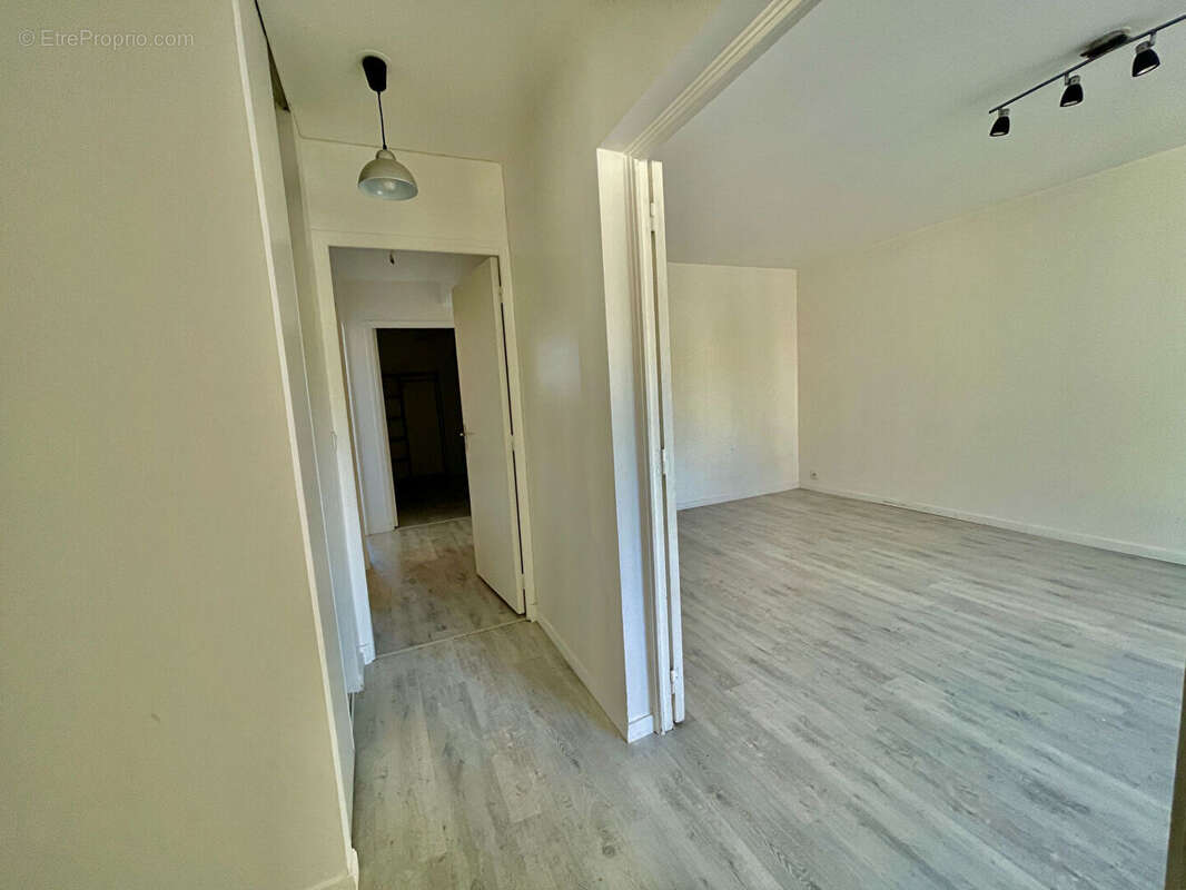 Appartement à SAINT-MICHEL-SUR-ORGE
