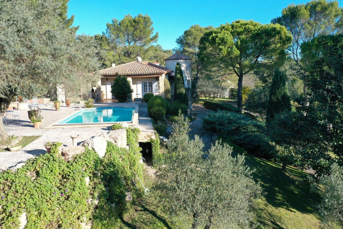 Nîmes, propriété à Nîmes, vue de haut  - Maison à NIMES
