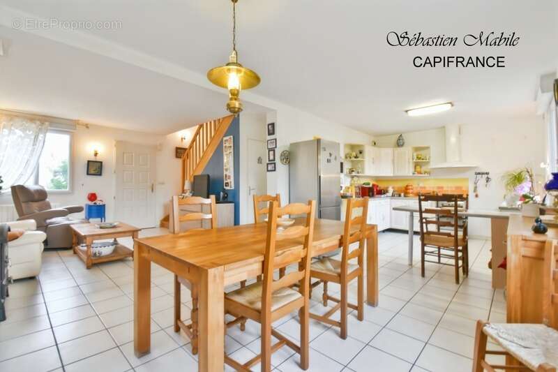 Maison à ROZ-SUR-COUESNON