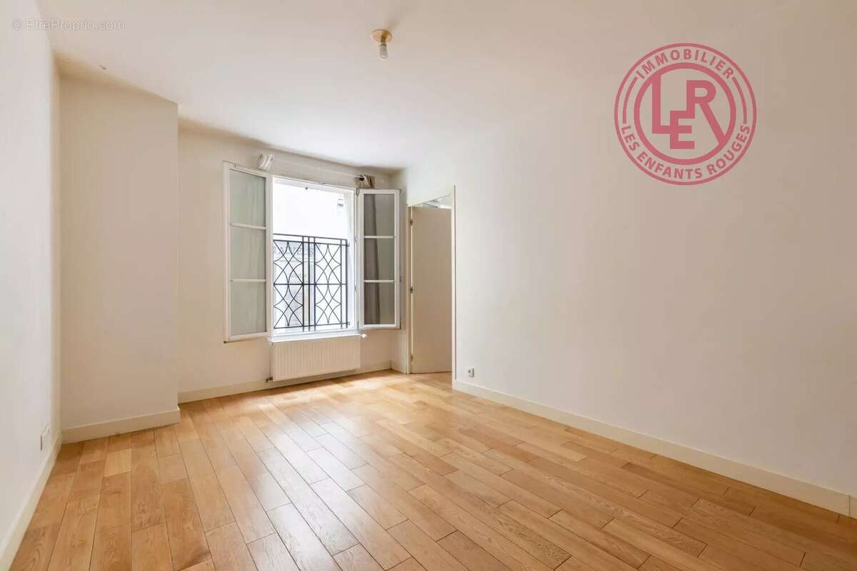 Appartement à PARIS-11E