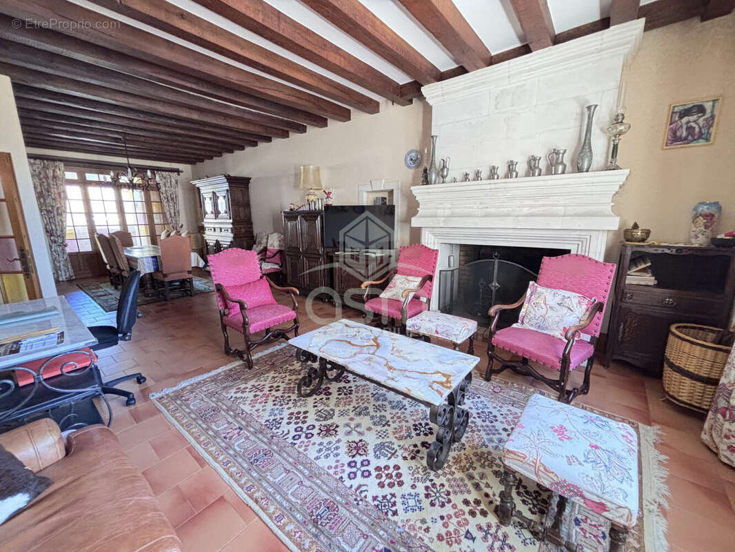 Maison 170 m² à Sainte-Maure-De-Touraine  - photo 2