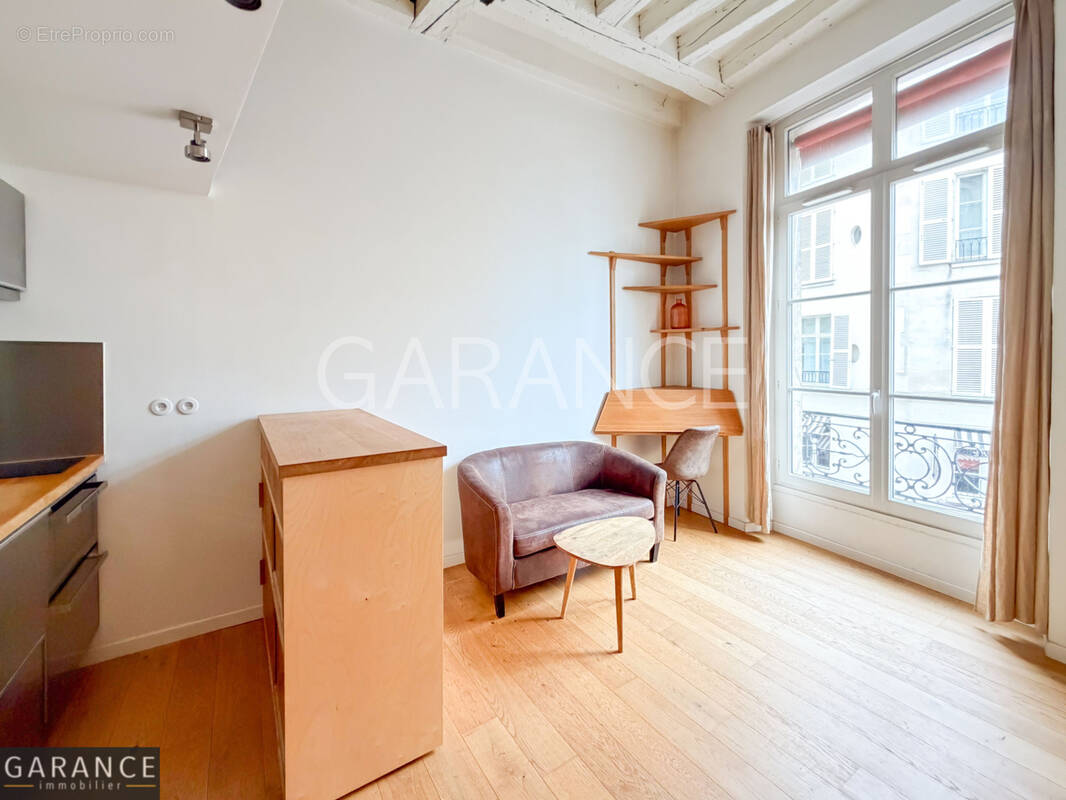 Appartement à PARIS-6E