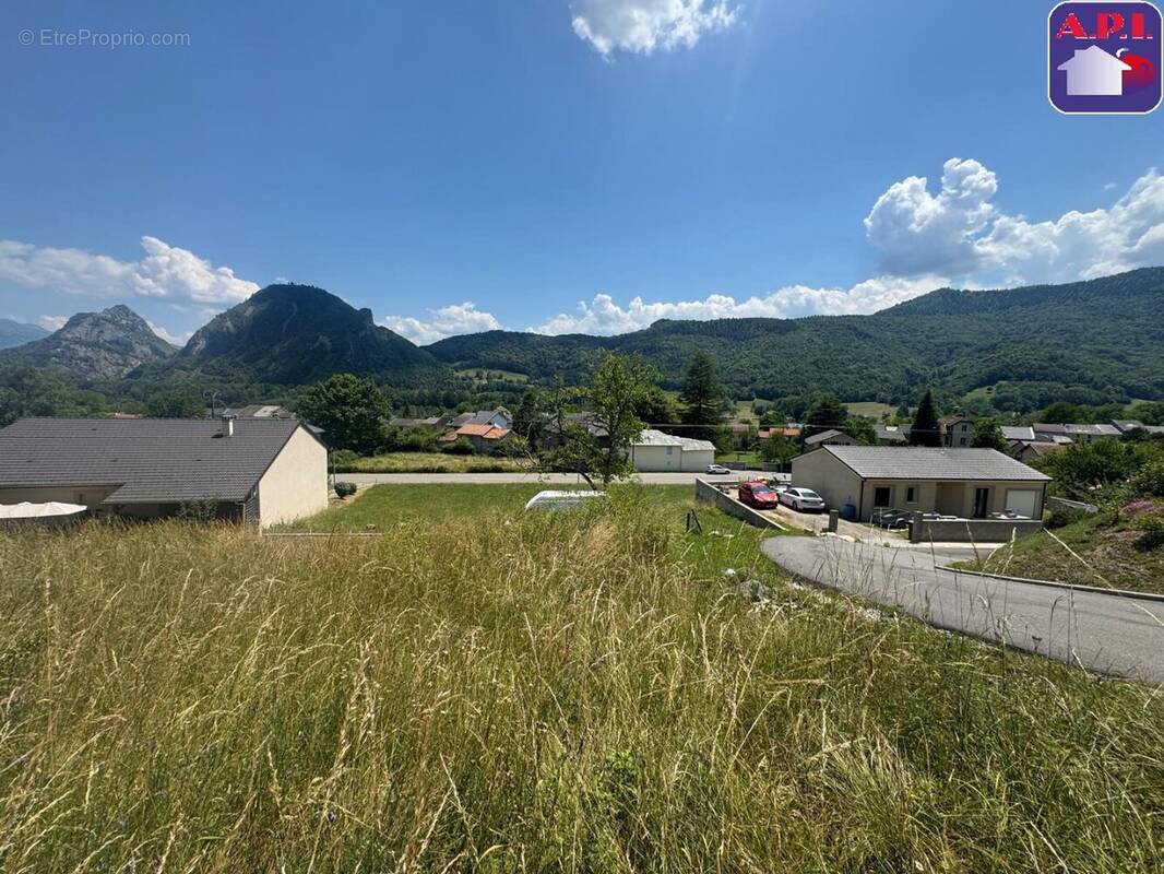 Terrain à SAURAT