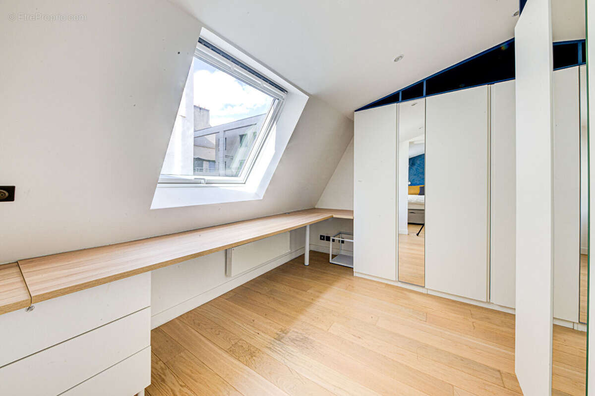 Maison à PARIS-19E