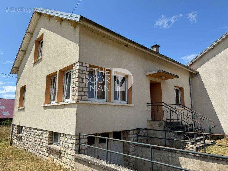 Maison à SARCEY
