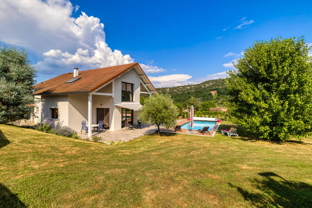 Maison à CHINDRIEUX