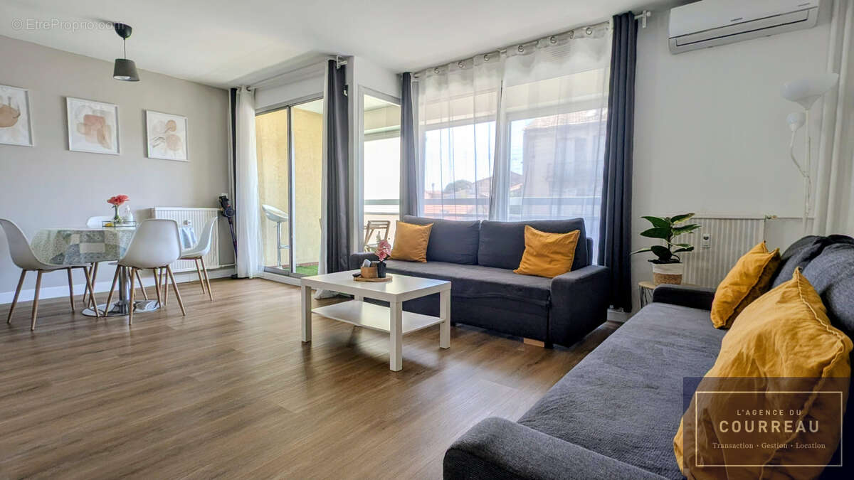 Montpellier  Résidence de standing avec piscine   Superbe F2 de 53 m2 avec terrasse à 5 min de la Comédie - photo 2