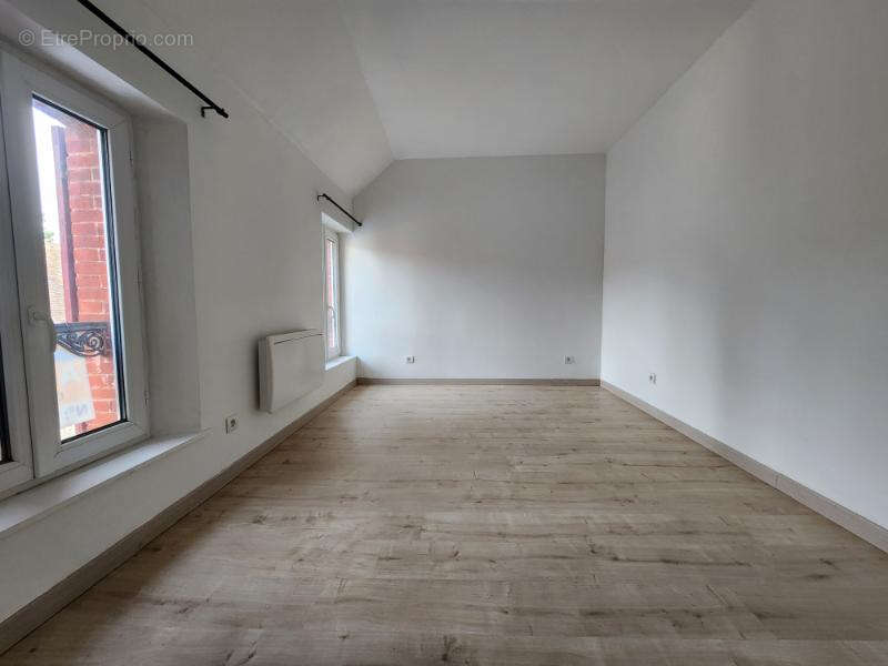 Maison à CHATEAUNEUF-EN-THYMERAIS