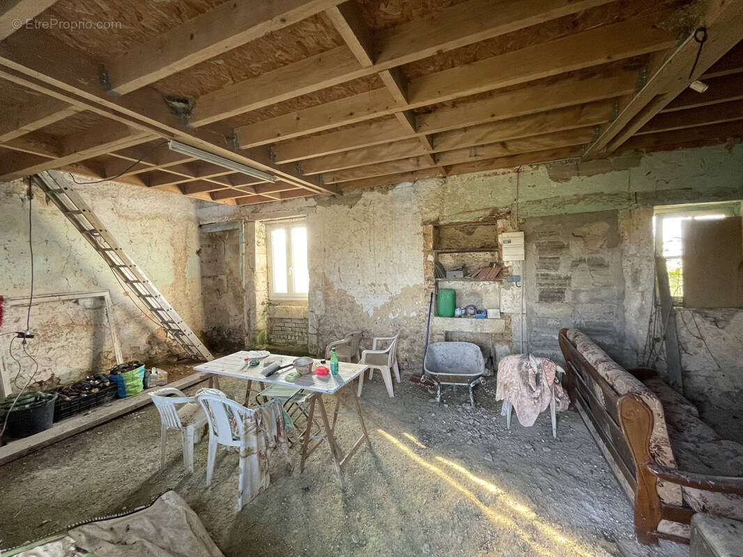 Maison à CHEMILLE-SUR-DEME