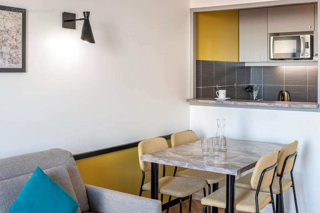 Appartement à MONTROUGE