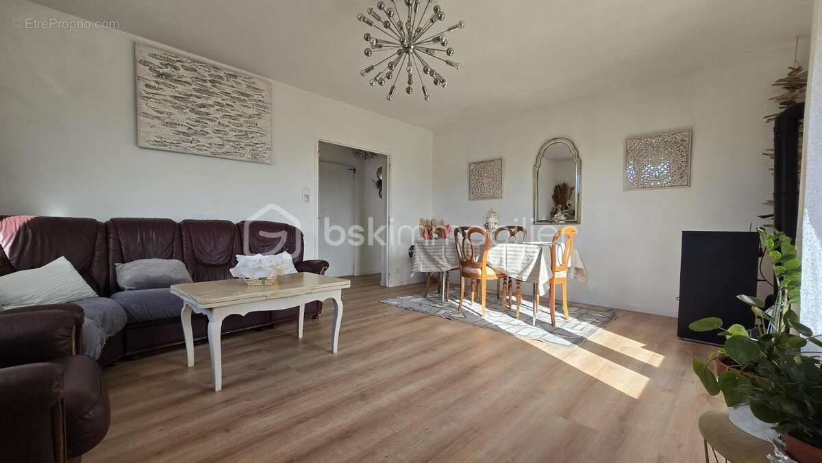 Maison à BAGNOLS-SUR-CEZE