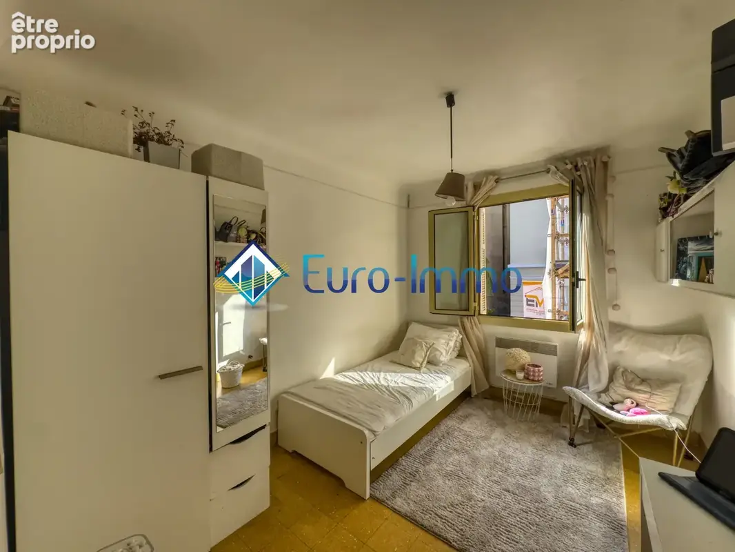 Appartement 4 Pièces - 70m2 - Garage Fermé - Cave - Limitrophe Monaco - photo 8
