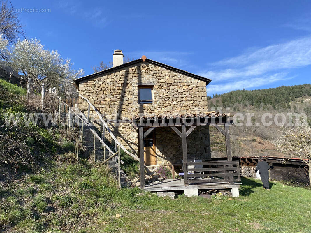 Maison à LE CHEYLARD