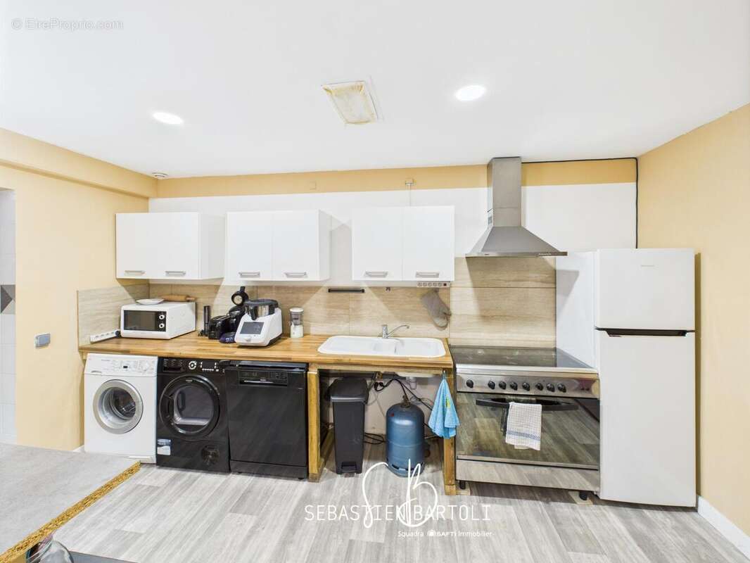 Photo 6 - Commerce à PORTO-VECCHIO