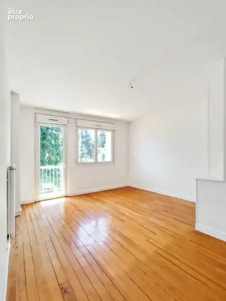 Appartement 3 pièces 61 m² à vendre à Grand-Charmont (25200) - photo 2