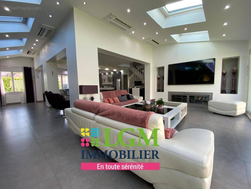 Maison à SAINT-BRICE-SOUS-FORET