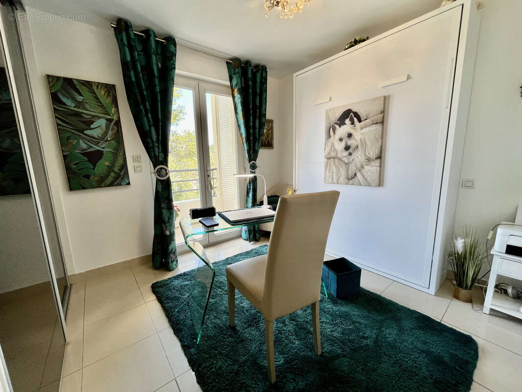 Appartement à FREJUS