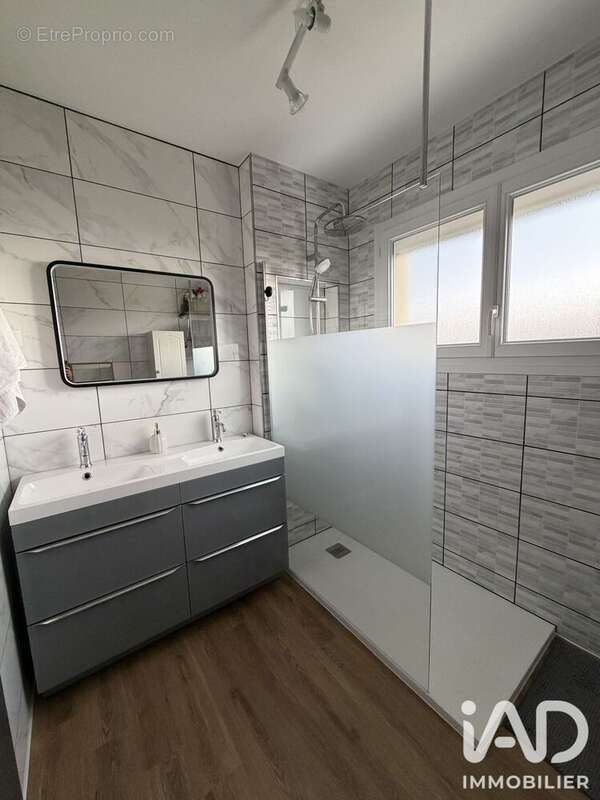 Maison 115 m² à Cournon-D'auvergne  - photo 7