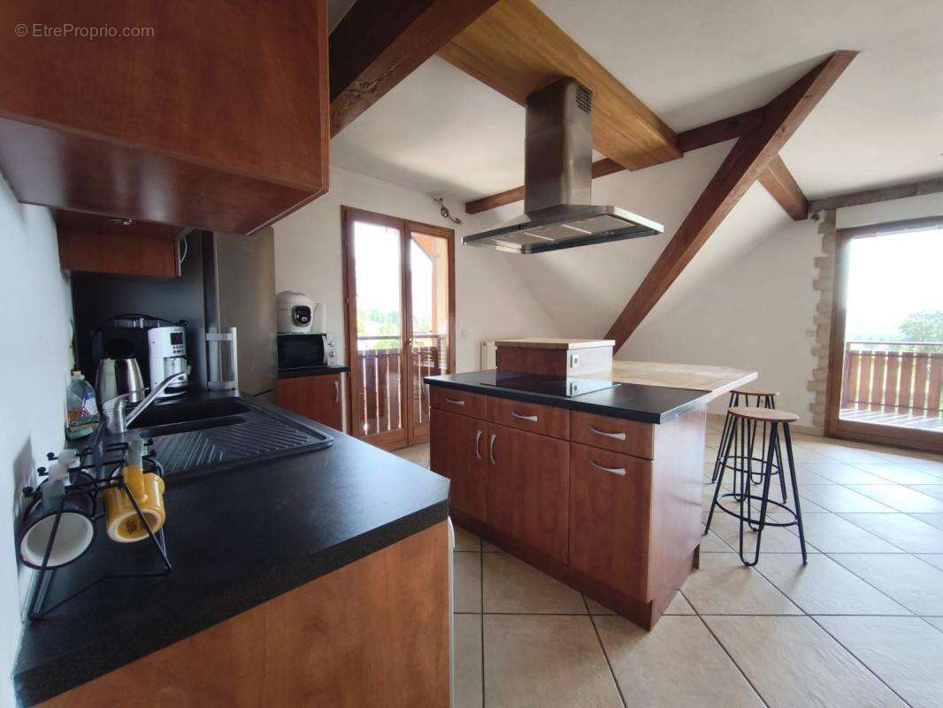 Appartement à GRUFFY