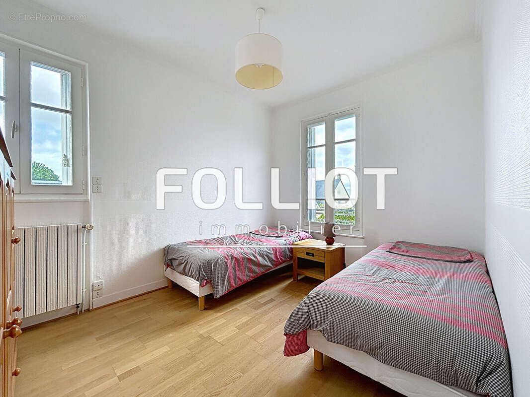 Maison à JULLOUVILLE