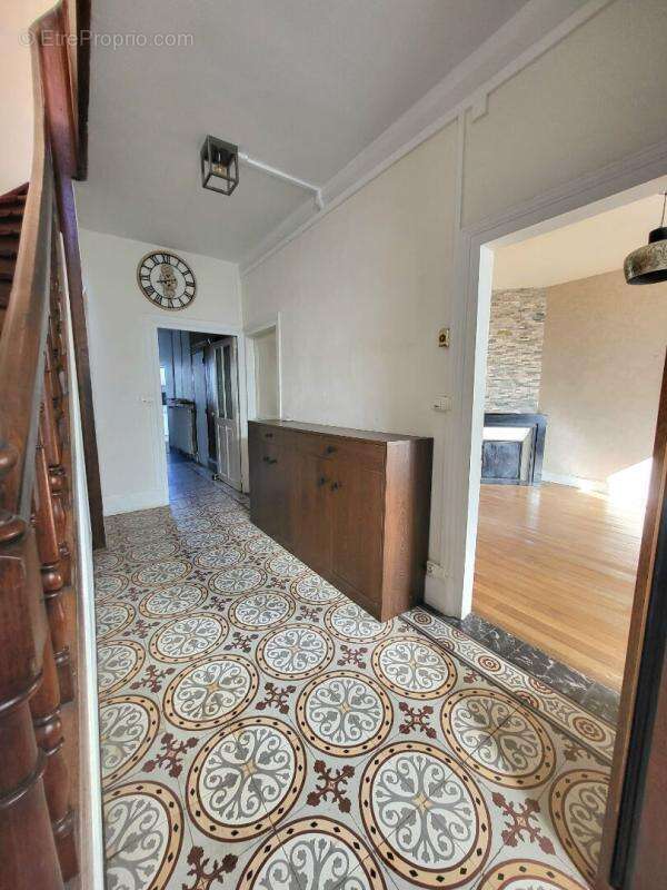 Maison à ETAMPES