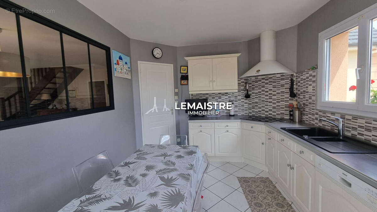 Maison à HENOUVILLE