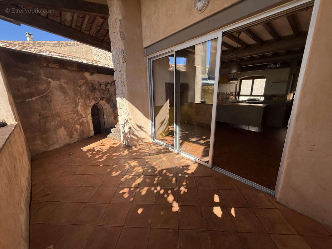 Maison à MONTPEYROUX