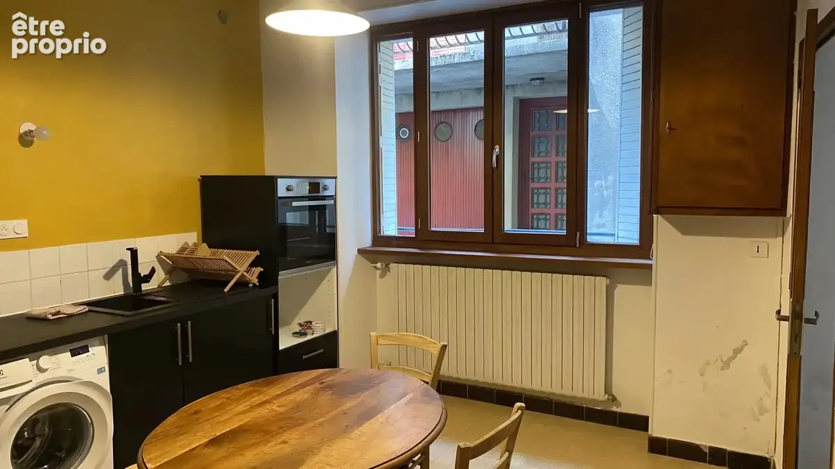 DIE – Maison rénovée dans un quartier recherché, à deux pas du marché - photo 3