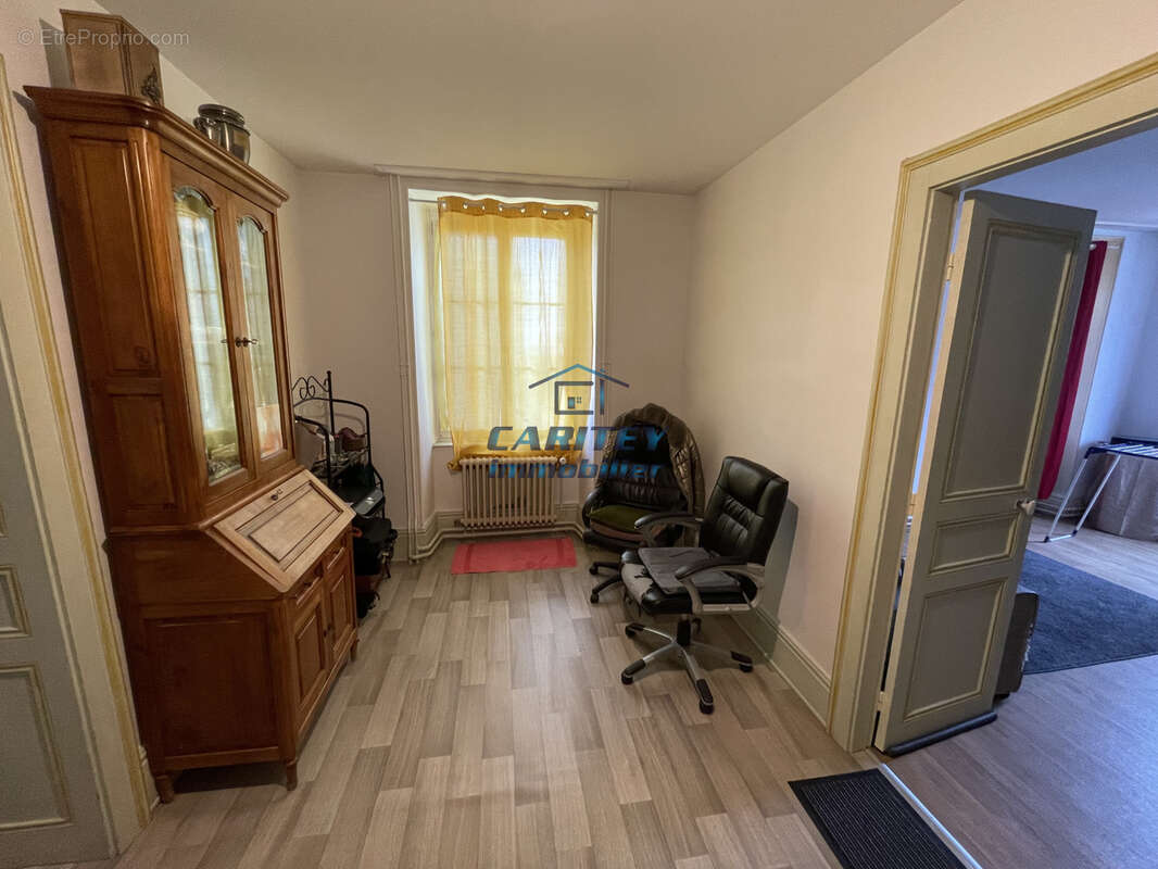 Appartement à LURE