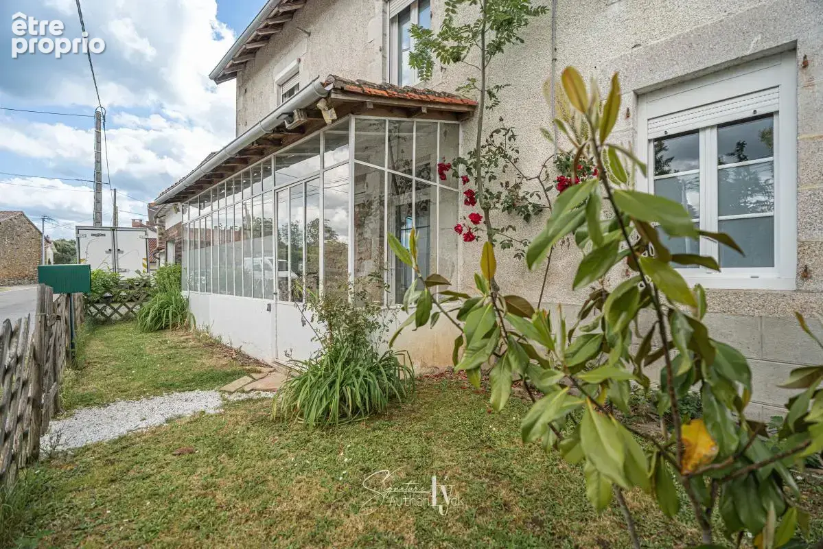 Maison 289 m² à Saint-Gence  - photo 15