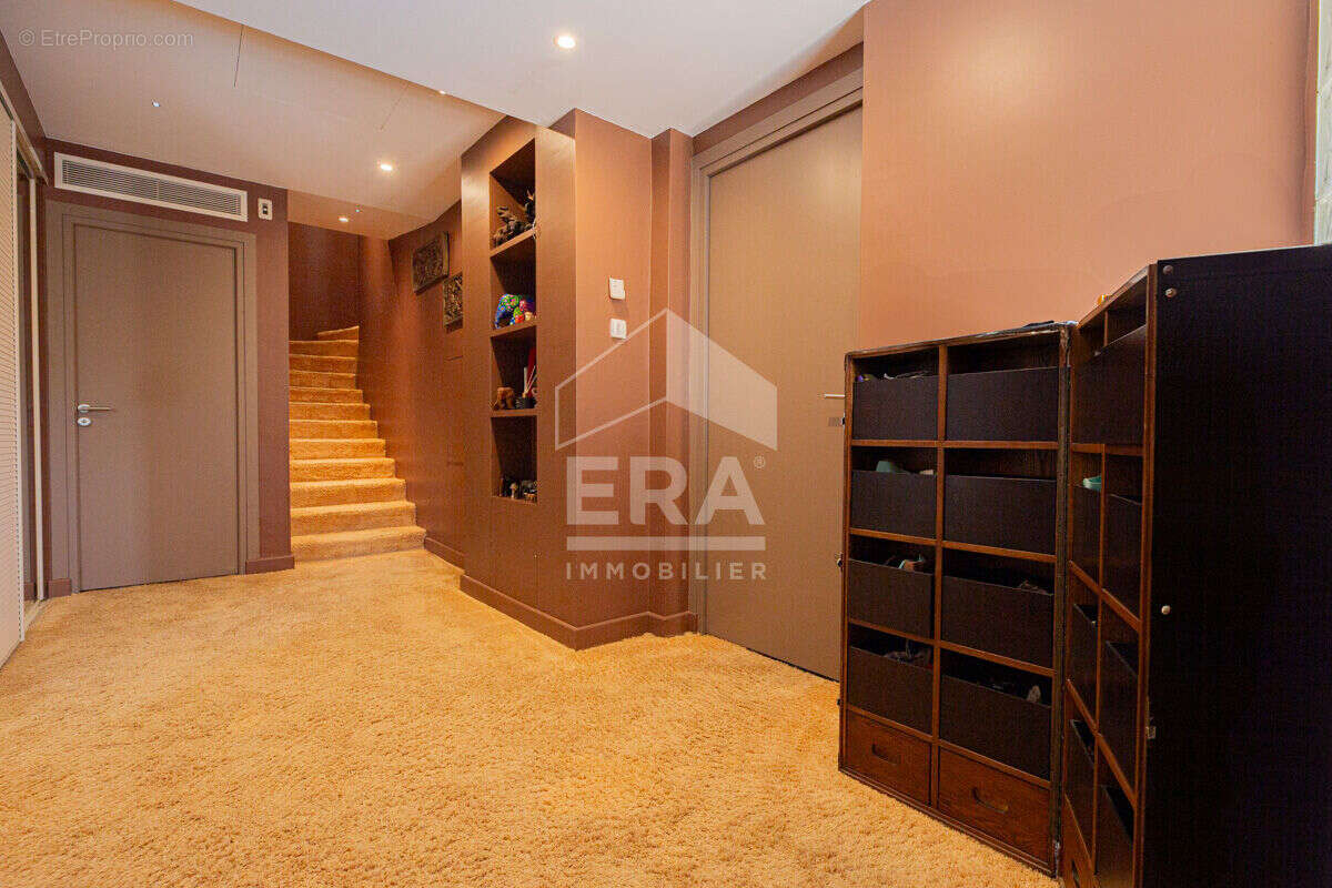 Maison à MANDELIEU-LA-NAPOULE