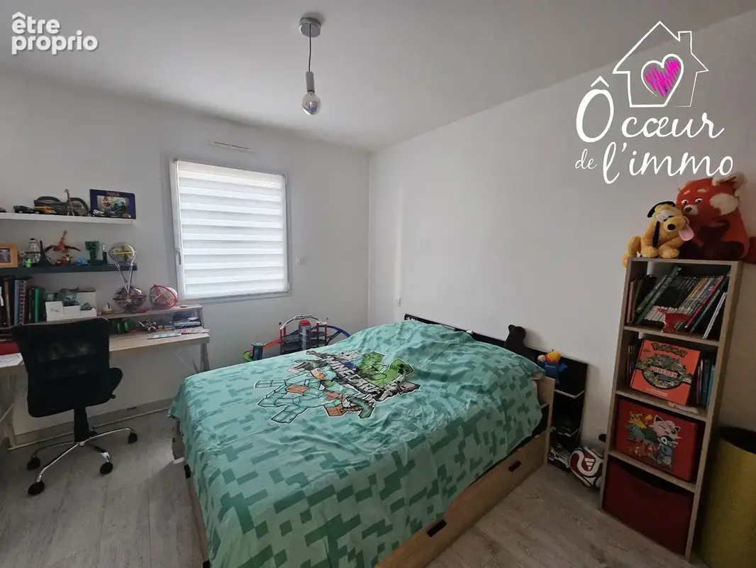 Maison 121 m² à Yzernay  - photo 6