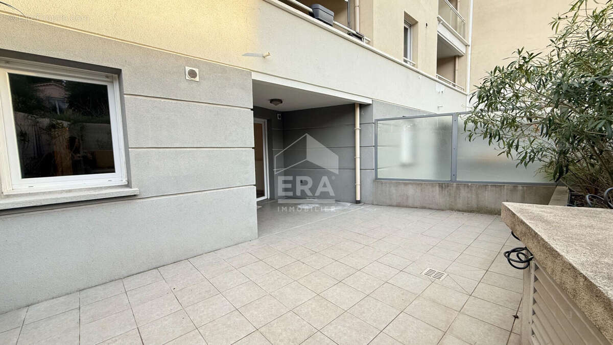 Appartement à MANDELIEU-LA-NAPOULE