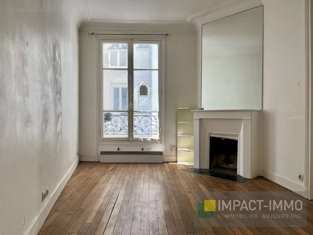 Photo Appartement à Paris-18e au prix de 242 000€