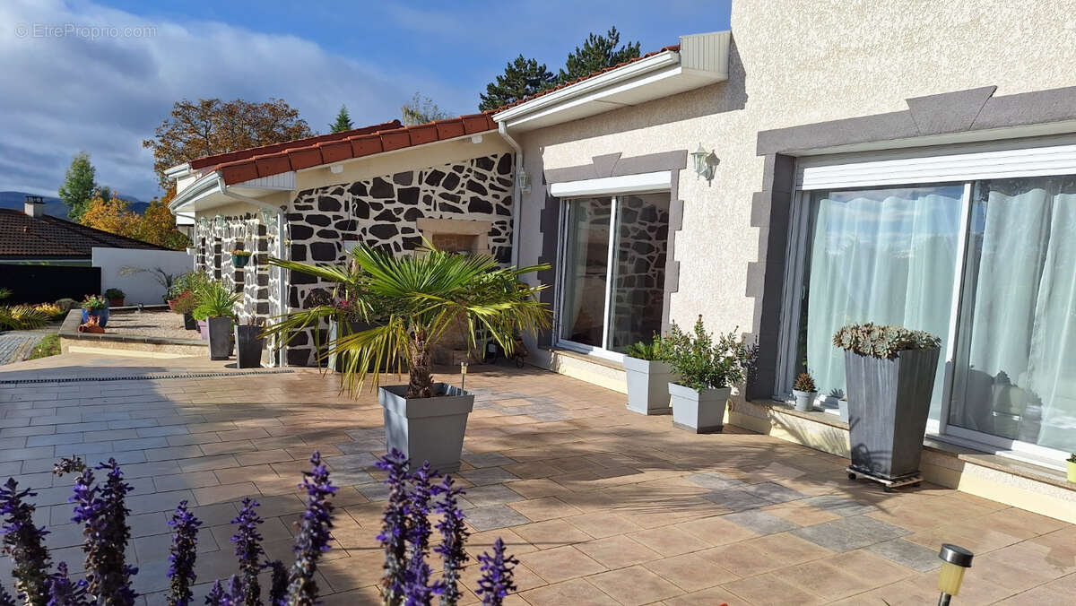 Maison à CHATELGUYON