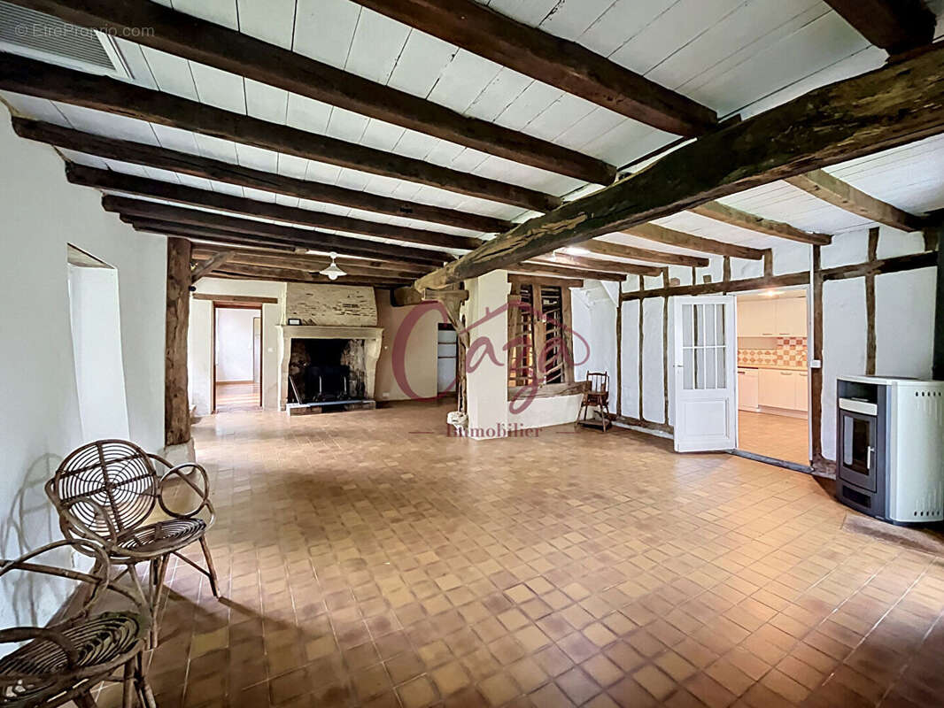 Maison à MADIRAC